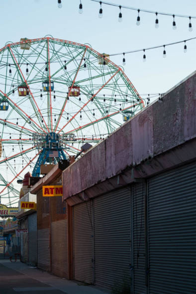 Coney Island Wonderland Brooklyn New York. Typography Impressions. Quest - Im Wandel Der Zeit. Oliver Lins