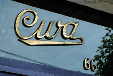 Istanbul Signage And Architecture. Quest - Im Wandel Der Zeit. Oliver Lins