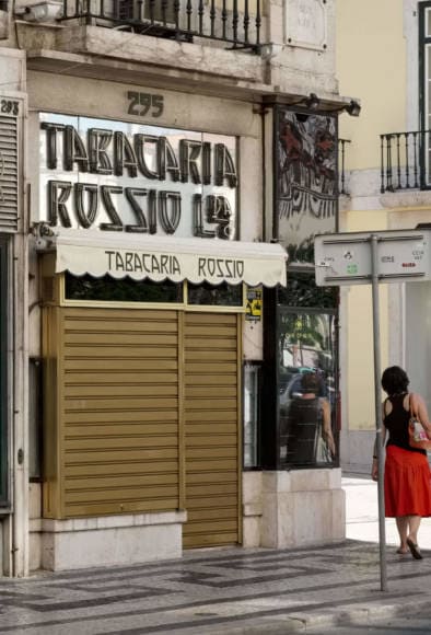 Lisbon Architecture Typography Signage. Quest - Im Wandel Der Zeit. Oliver Lins