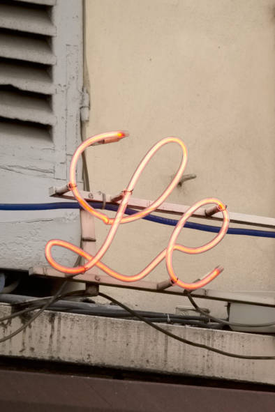 Bar Le Fontenoy - Streets Of Paris - Signs and Signage. Quest - Im Wandel Der Zeit. Oliver Lins