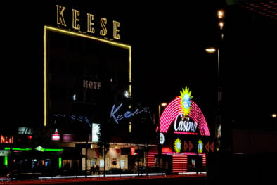 Reeperbahn Hamburg St. Pauli Quest - Im Wandel Der Zeit By Oliver Lins