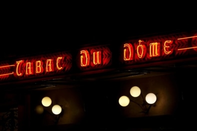 Neon signs Montparnasse - Oliver Lins, Quest - Im Wandel der Zeit