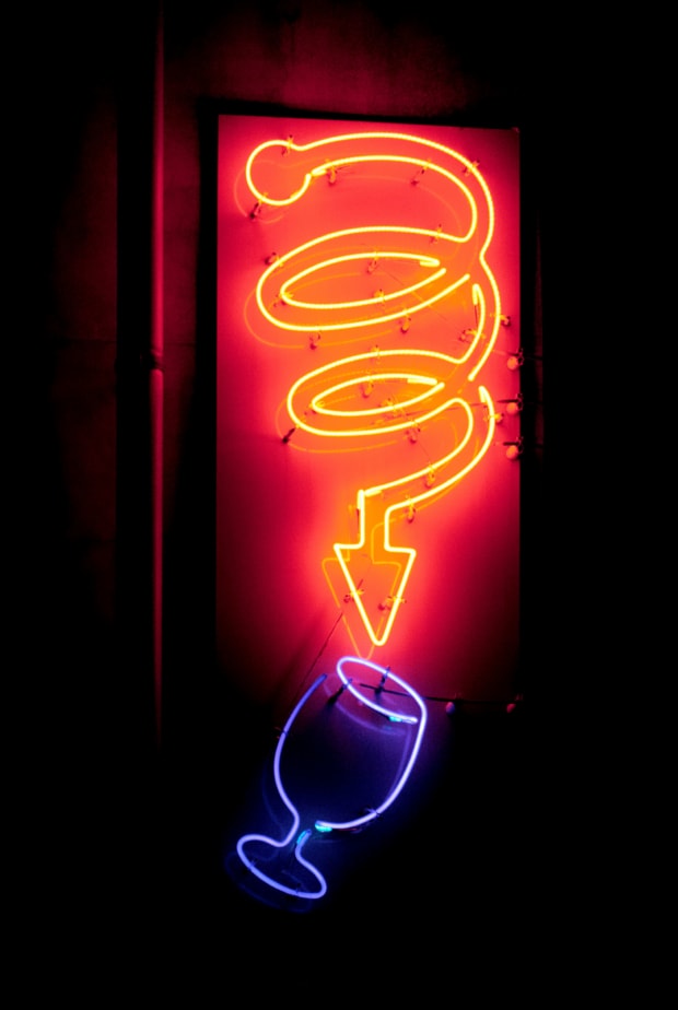 Tokyo Lights - Oliver Lins, Invading Spaces | Quest - Im Wandel der Zeit