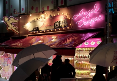 Umbrellas in rainy Tokyo - Blade Runner - Dangerous Days - By Oliver Lins, Invading Spaces | Quest - Im Wandel der Zeit