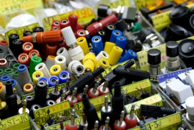 Blade Runner | Dangerous Days 02 - Man/Machine. Oliver Lins - Invading Spaces - Electronics