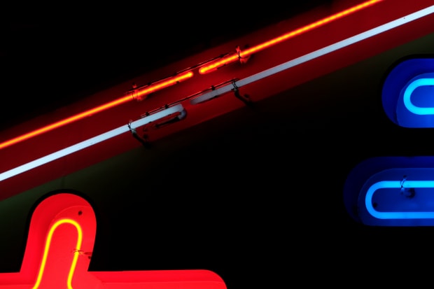 Blade Runner | Dangerous Days 03 - Structure/Network. Oliver Lins - Invading Spaces - Yokohama Neon Signs