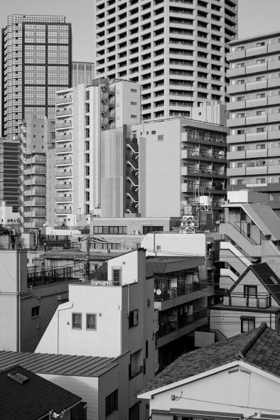 Dangerous Days 04, Oliver Lins, Invading Spaces, Tokyo Architecture Skyline Shinjuku Detail
