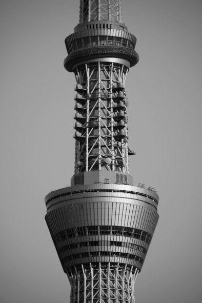 Dangerous Days 04 - Architecture/Space, Oliver Lins - Invading Spaces, Japanese Architecture Tokyo Tower