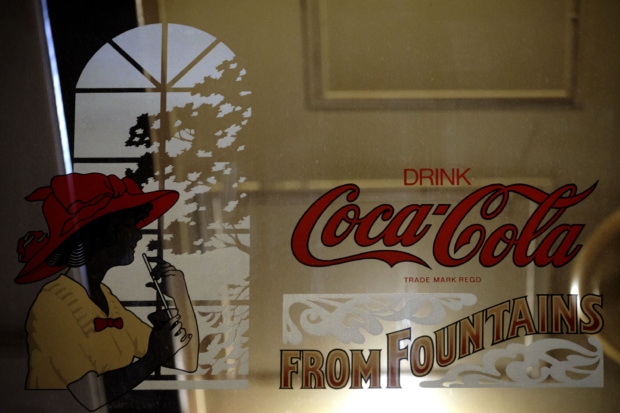 Blade Runner | Dangerous Days 05 | Oliver Lins - Japanese OOH advertising - Coca Cola - Drink from fountains